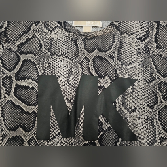 Michael Kors Bundle! 🥰 - Picture 13 of 14